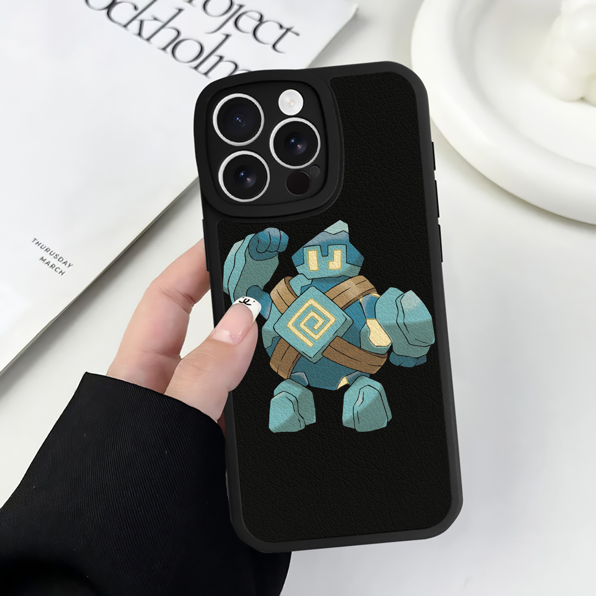 （画像用） ポケットモンスター Pokémon 【iPhone 16シリーズ対応】シリコンスマホケース（レザー調） 材質：シリコン